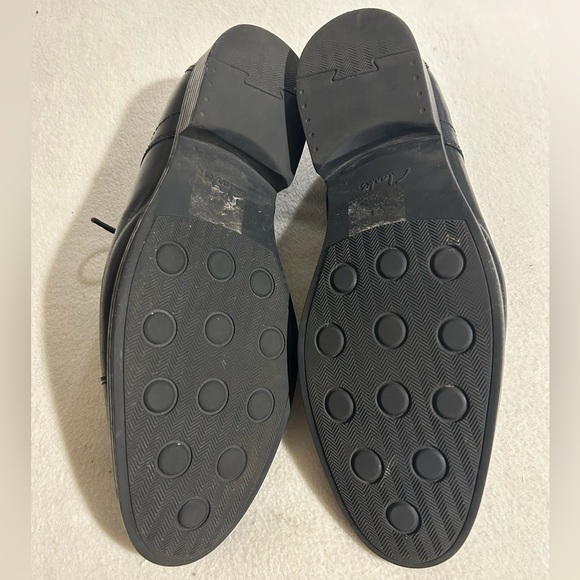 Clark’s men’s size 10.5 black dress shoes. - Picture 9 of 9